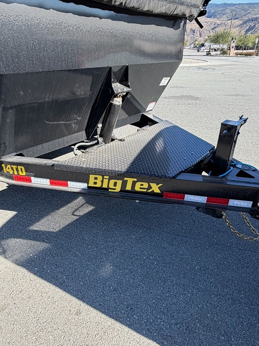 Big Tex Dump Trailer (1)